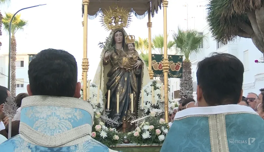 La patrona de Vejer llega de forma excepcional para conmemorar los 150 años del título de ciudad