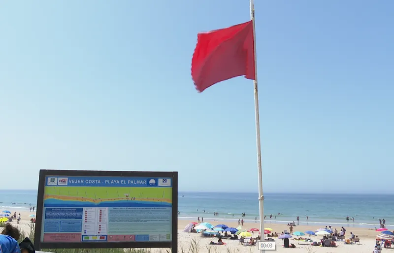 La AEMET alerta por oleaje en la costa occidental de Cádiz este miércoles