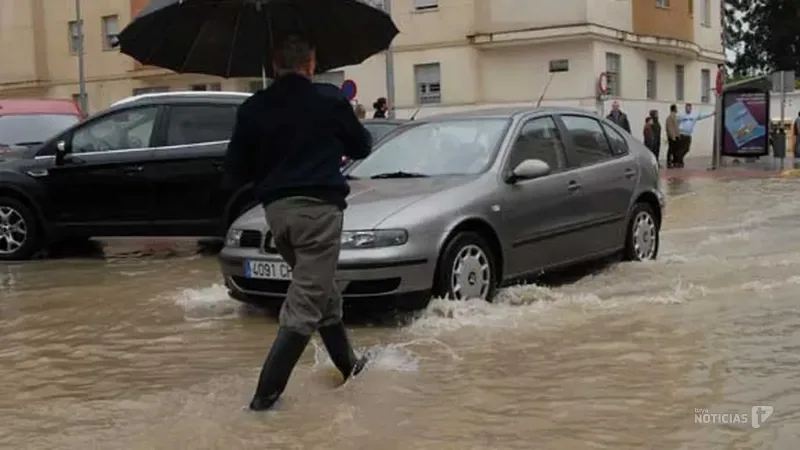 El calor veraniego da paso a la amenaza de una DANA: ¿cómo afectará a Chiclana, Vejer, Conil y Barbate?