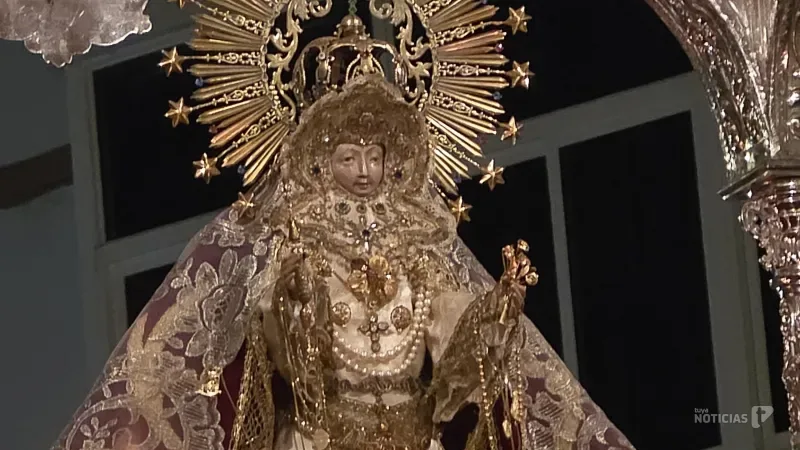 Chiclana acompaña masivamente a la Virgen de los Remedios en procesión