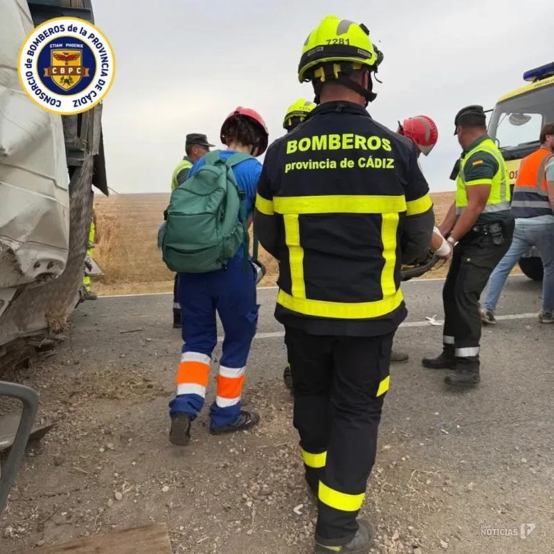 El accidente de un camión en la A-2200 deja un herido