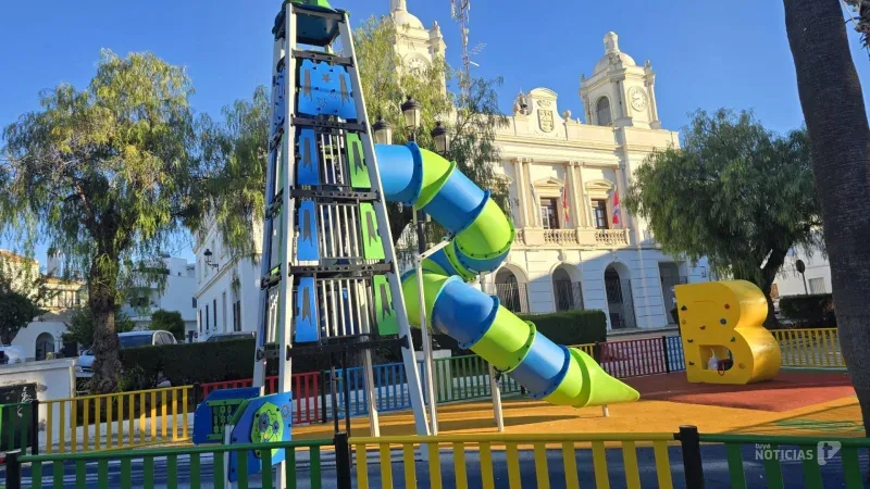 Barbate estrena sus nuevos parques infantiles tras una inversión de 200.000 euros