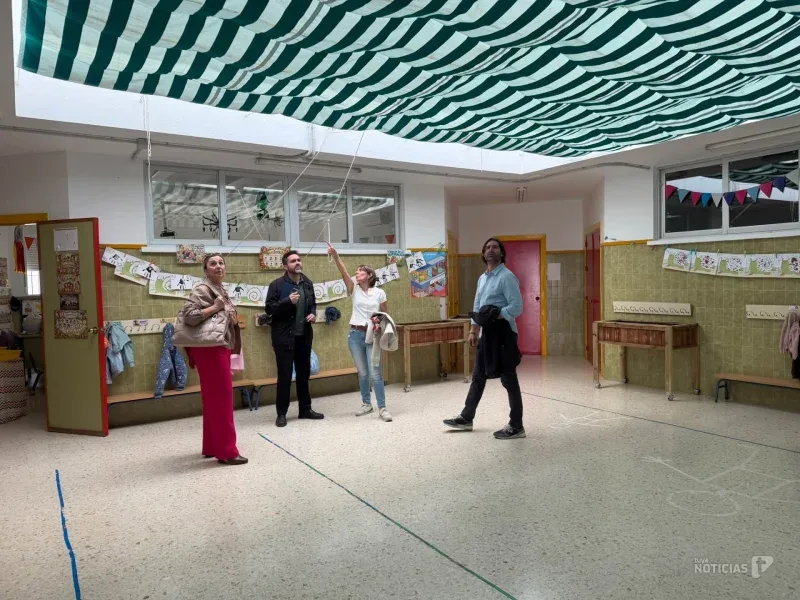 Vejer inicia una ronda de visitas a los colegios para supervisar las actuaciones del Plan PFEA