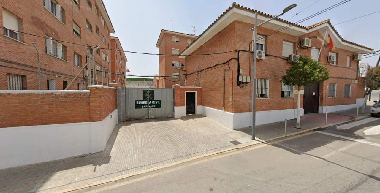 Detenido en Barbate tras amenazar con un cuchillo y asaltar dos veces la casa de una persona con movilidad reducida