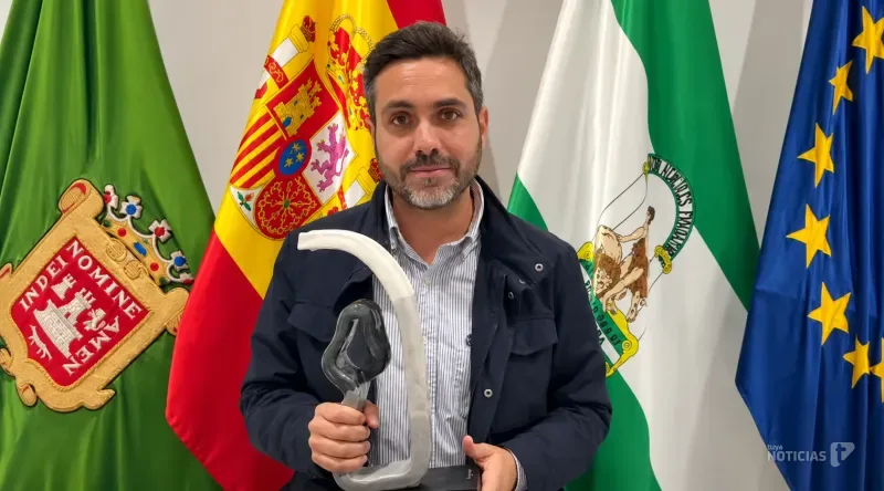 Vejer celebrará su Día Grande izando por primera vez la bandera de la ciudad en la Plaza de España