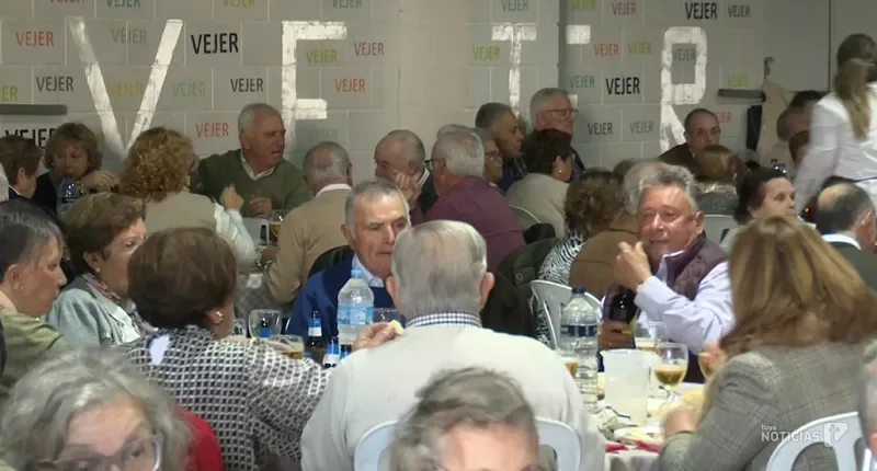 Vejer celebra el Día Internacional del Mayor con una convivencia en La Noria