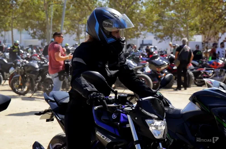 Guantes homologados y calzado cerrado: así serán las nuevas exigencias para circular en moto