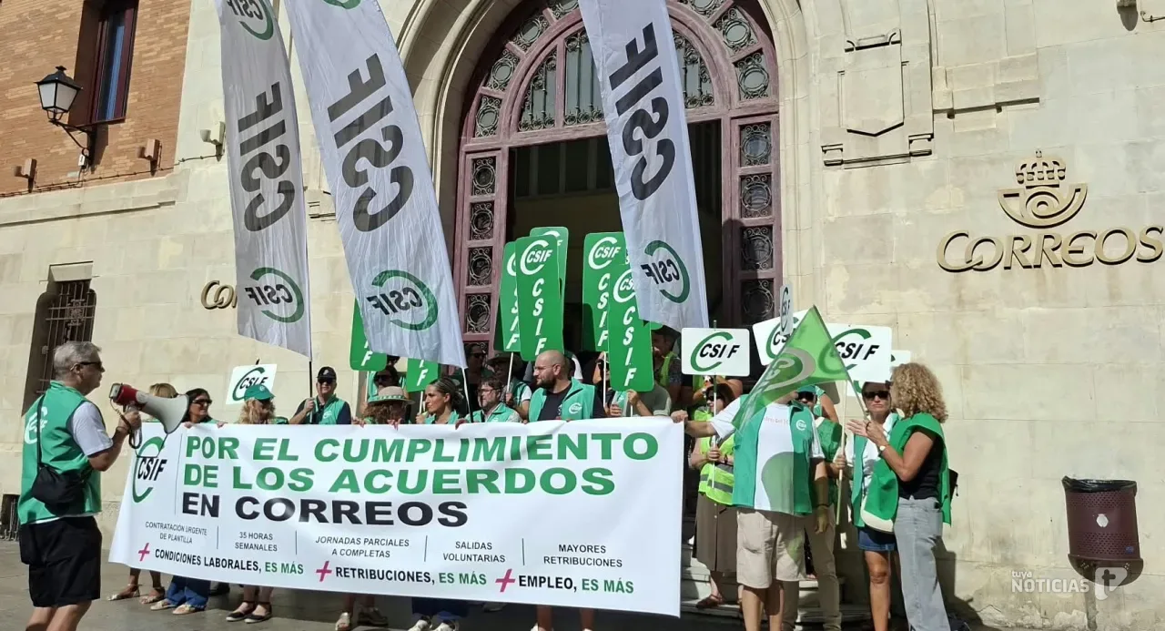 Correos, al límite en Cádiz: CSIF denuncia plantillas al 50% y miles de notificaciones sin repartir