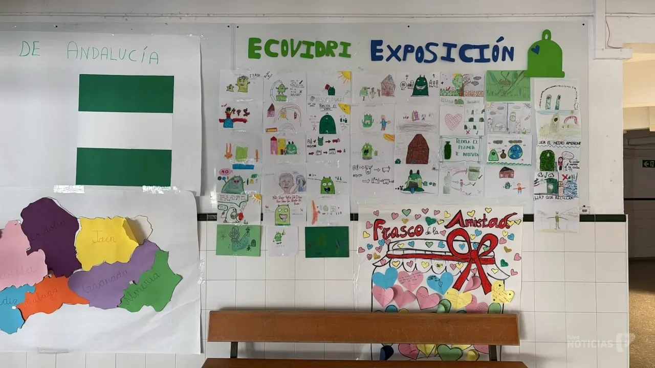 Los dibujos de ‘Barbate Recicla’ protagonizan una exposición en las Escuelas de Verano