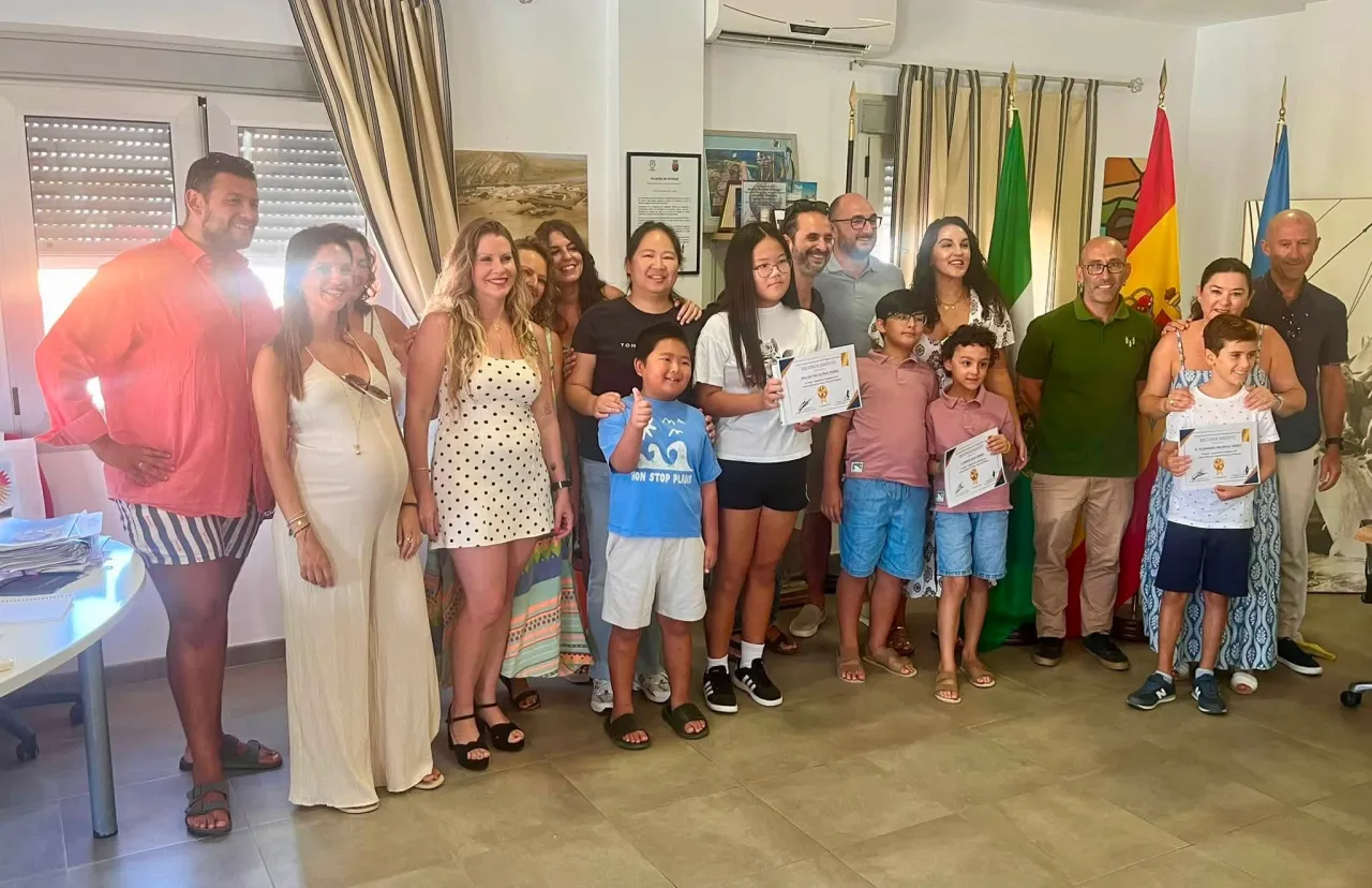 Zahara reconoce a los alumnos con los mejores expedientes académicos de Primaria