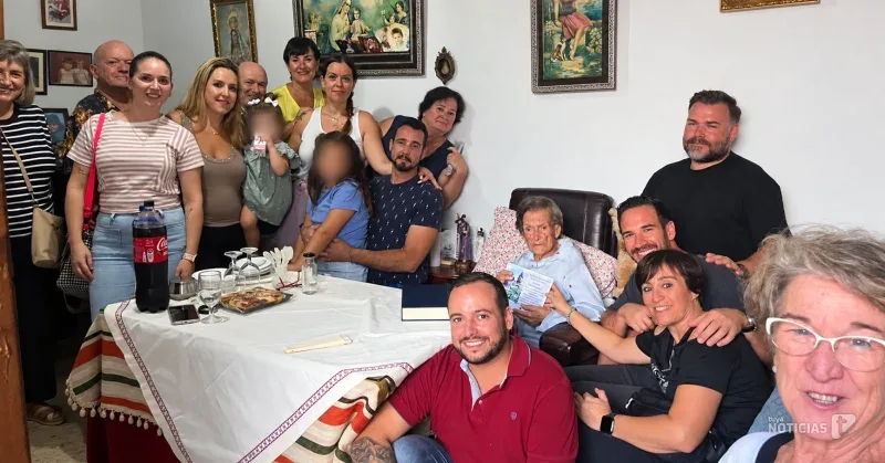 Josefa con su familia