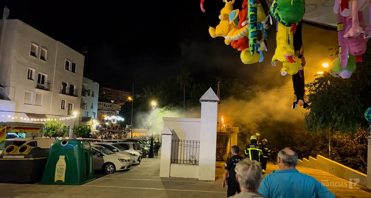 Restablecido el suministro eléctrico en Los Remedios tras un incendio en un cuadro de baja tensión