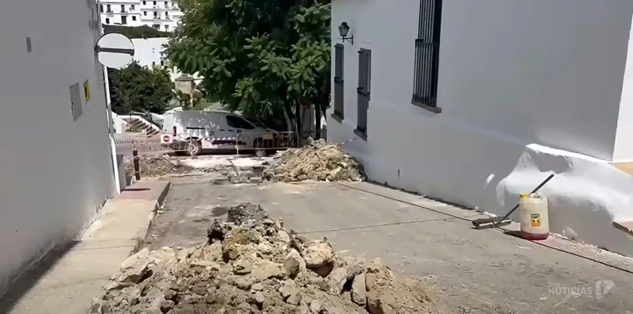 Localizada la avería que causaba filtraciones en el Callejón Clarinas