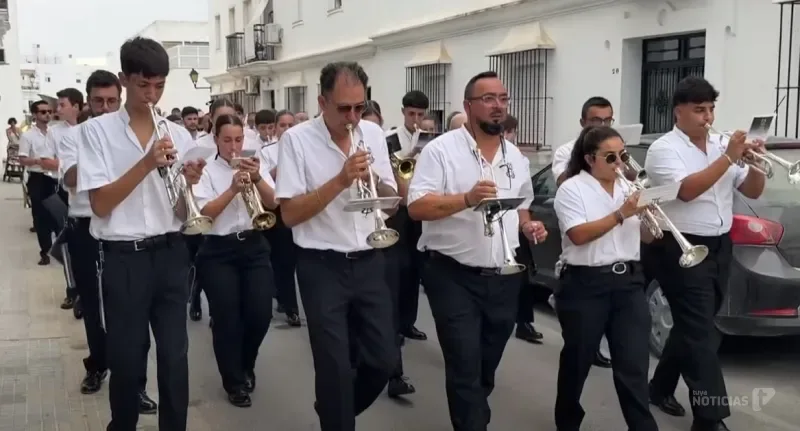 La Función Principal y la procesión de la Virgen de la Oliva marcan el día grande de Vejer