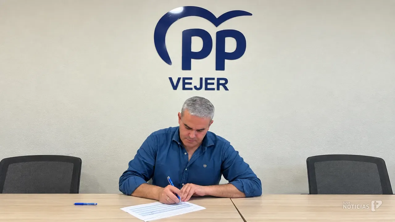 Vejer se suma al respaldo a Bruno García para continuar al frente del PP de Cádiz
