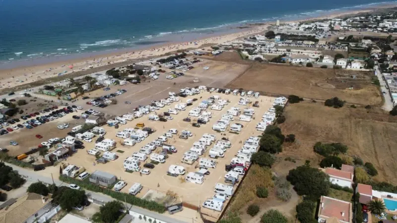 Nuevo impulso para El Palmar: Vejer recibirá 225.000 euros de la Diputación
