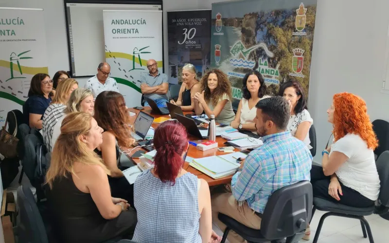La Mancomunidad de La Janda pone en marcha Andalucía Orienta con 12 nuevos técnicos
