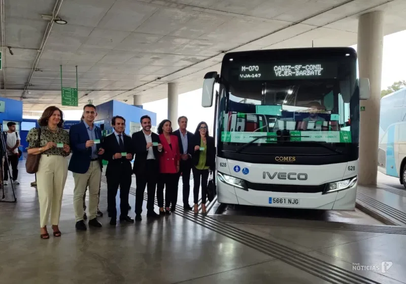 Vejer y Barbate se unen al Consorcio de Transportes con ahorros de hasta 2 euros por viajero