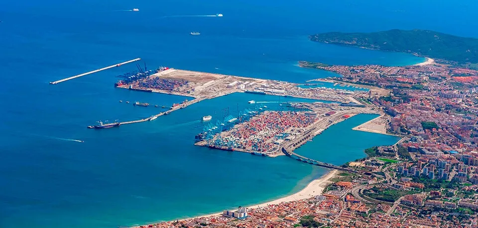 La UCA impulsa una plataforma inteligente para anticipar riesgos en los puertos