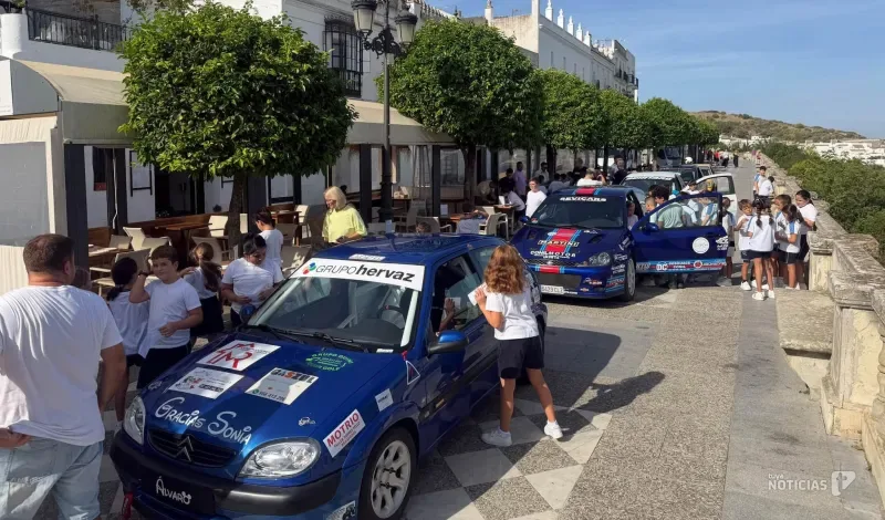 La Subida a Vejer lleva los coches de competición a las aulas