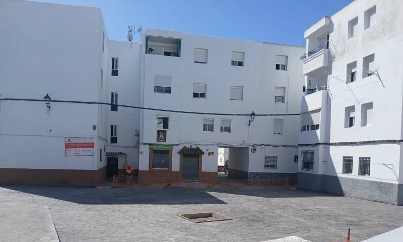 Barbate renueva parte de la red de abastecimiento de agua en la barriada de San José