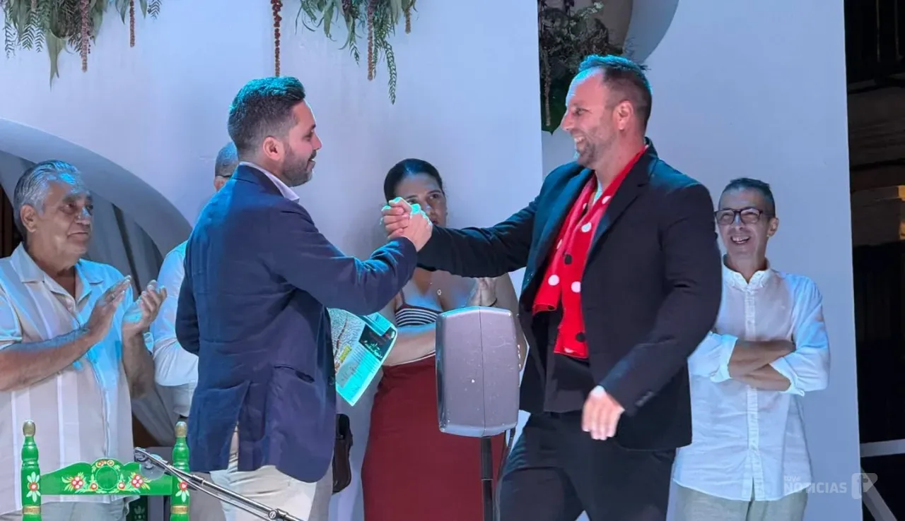 Enrique Afanador conquista el Concurso Nacional de Cante Flamenco ‘Ciudad de Vejer’