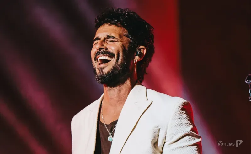 Antoñito Molina presenta «Superviviente», primer adelanto de su nuevo disco «Destino Felicidad»