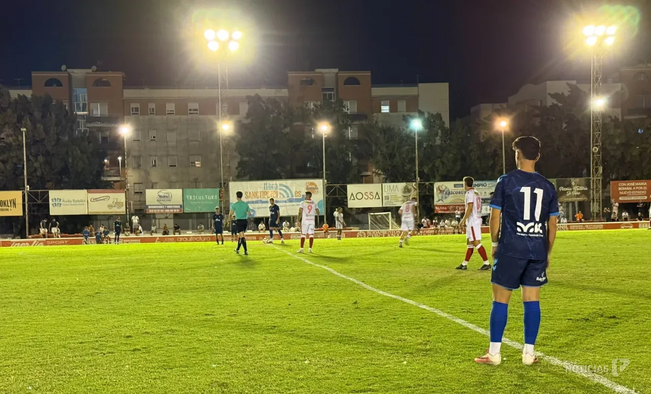 El Chiclana CF arranca la liga derribando a uno de los favoritos