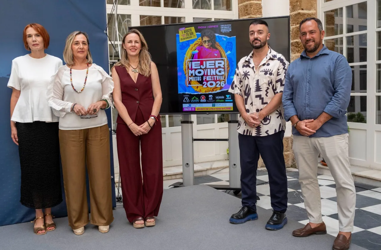 Presentada en la Diputación la 18ª edición del Vejer Moving Music Festival, encabezada por Rosa López