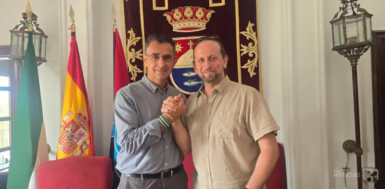 Mario Caballero renuncia a su acta de concejal en Barbate por motivos personales