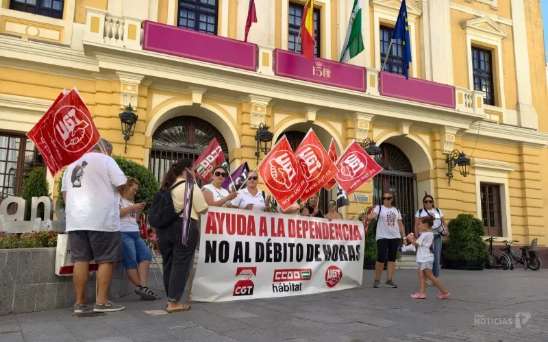 Nueva protesta de la ayuda a domicilio en Chiclana mientras la plantilla mantiene su calendario de huelgas