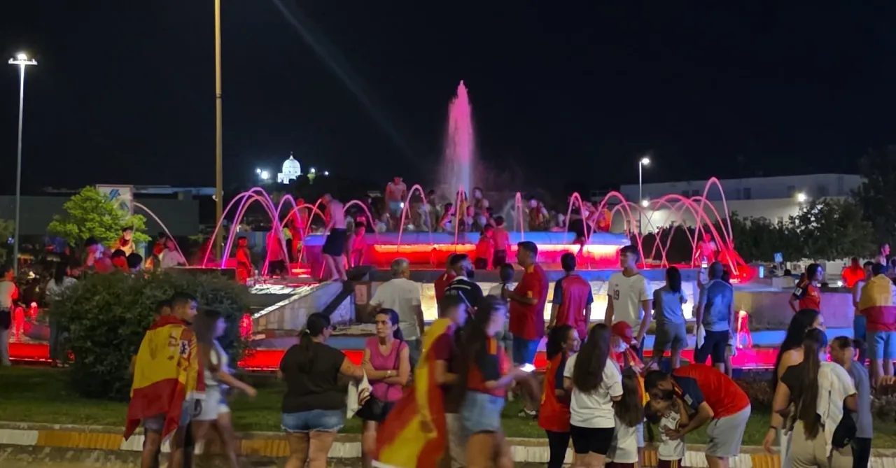 Chiclana celebra en las calles la clasificación de España para la final mundial
