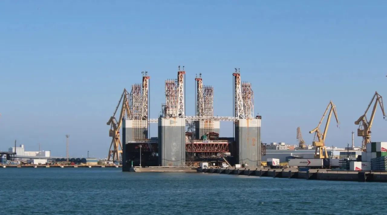 Andalucía destina más de un millón de euros a formar a 2.450 personas para la industria naval de Cádiz