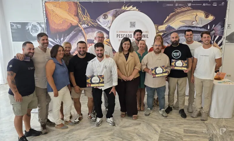 Los Tres Hermanos conquista de nuevo el concurso gastronómico de las Jornadas del Pescado de Conil