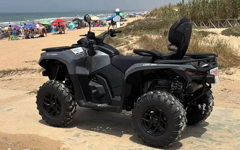 Vejer refuerza el salvamento en El Palmar con un nuevo quad