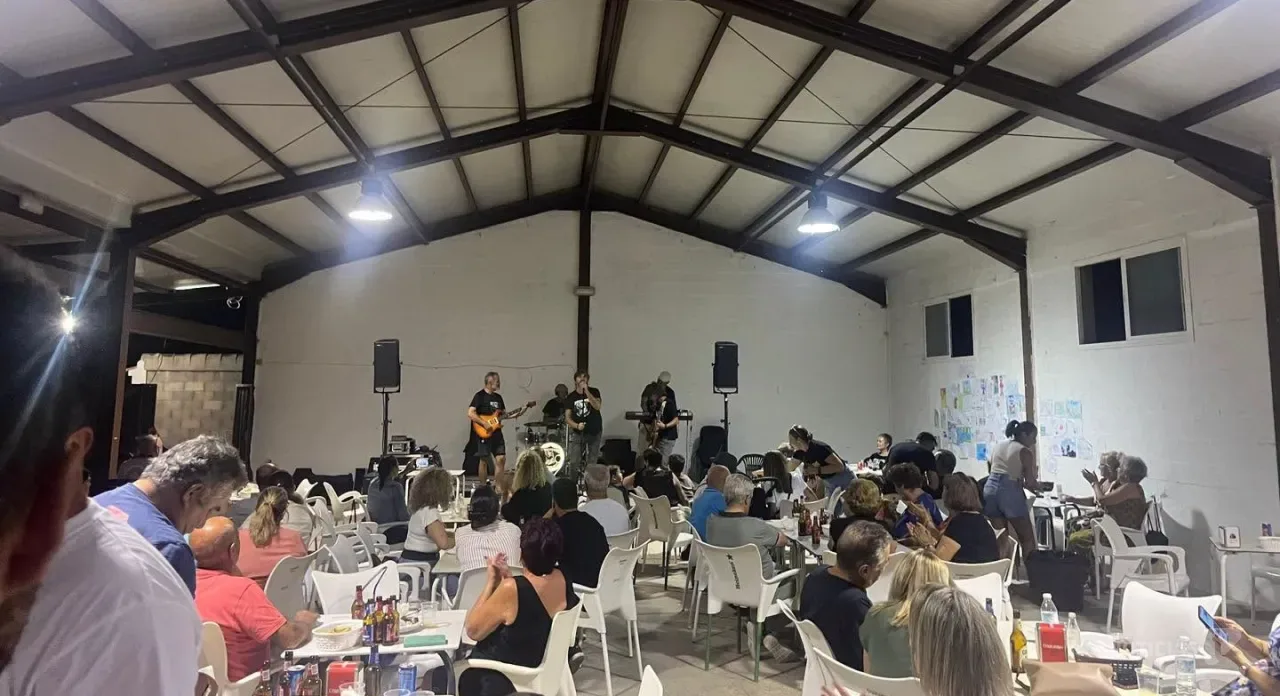 Cantarranas despide con éxito su programación cultural de verano en Vejer