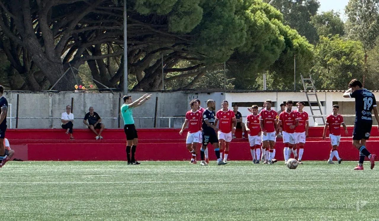 El Chiclana CF asalta El Cuvillo y rompe la imbatibilidad del Racing Portuense (2-3)