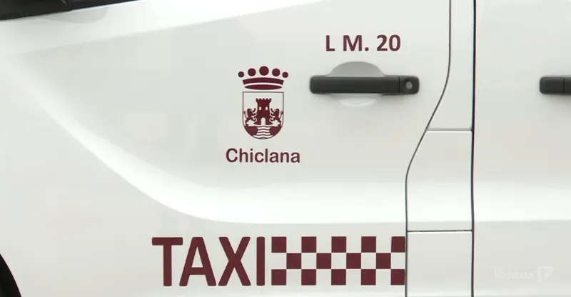 La Junta asegura que Chiclana no ha completado el expediente para las cinco nuevas licencias de taxi