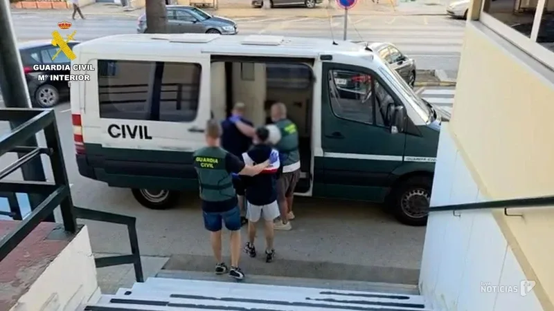 La Guardia Civil desmantela una guardería logística del narcotráfico en Conil de la Frontera