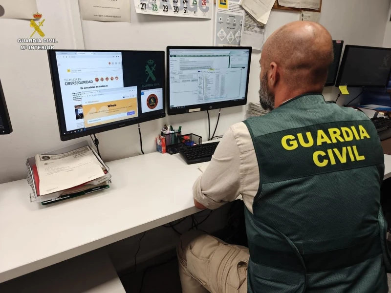 La Guardia Civil detiene a un jienense por estafar 2.000 euros mediante el «Bizum inverso»