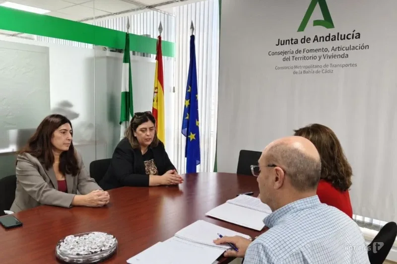 Conil reclama mejoras urgentes en el transporte público hacia La Janda y la Bahía de Cádiz