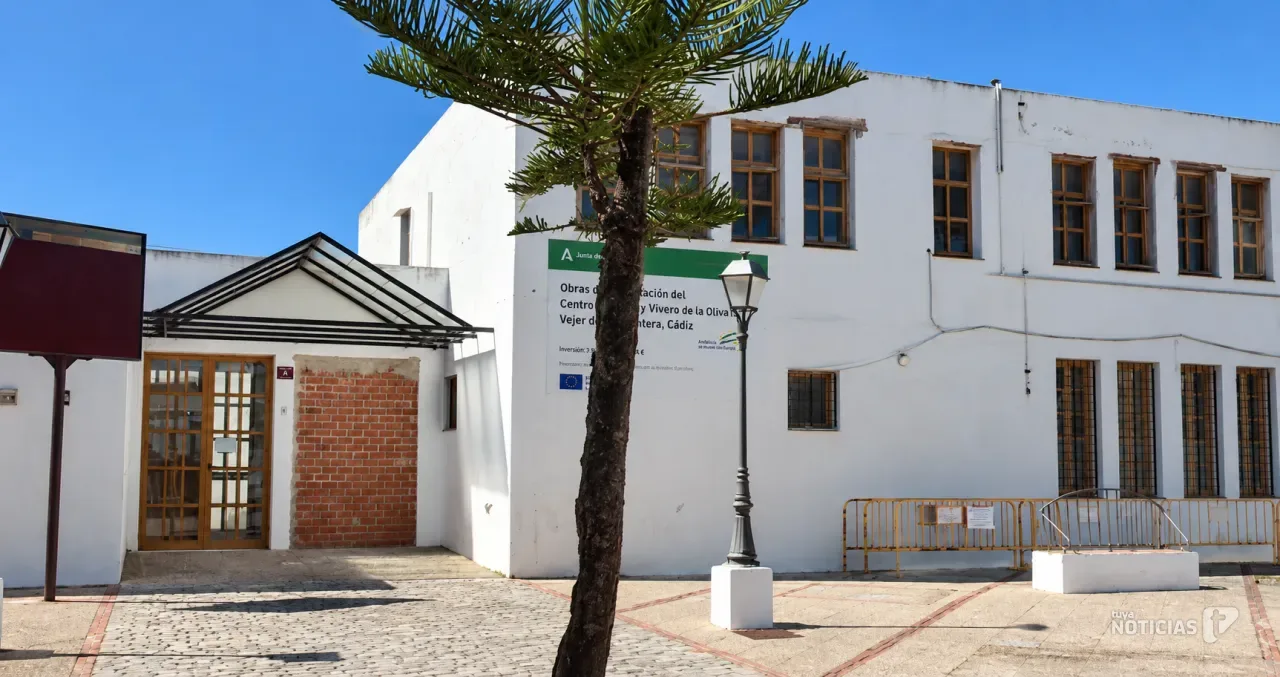 Vejer da el paso definitivo para recuperar su centro de salud: adjudicadas las obras por casi 8 millones de euros