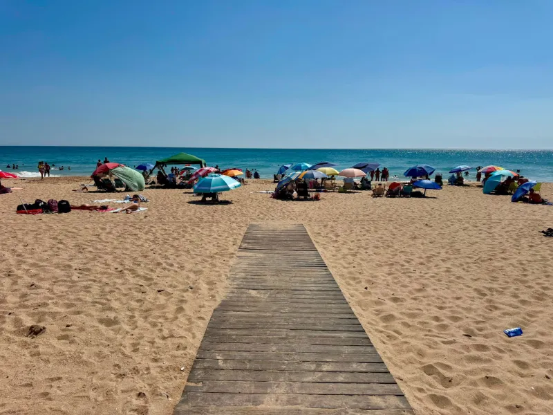 IU acusa al Ayuntamiento de Conil de desperdiciar fondos europeos para playas