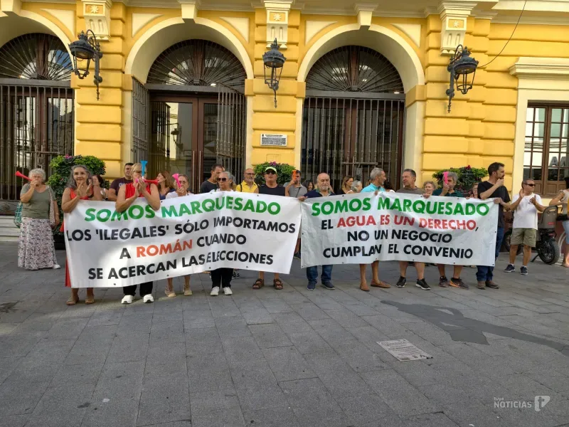 Los vecinos de Marquesado rechazan asumir un coste de más de 25.000 euros por vivienda en las obras de saneamiento