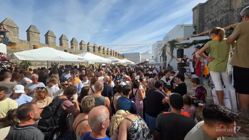 Vejer se rinde al lomo en manteca: lleno absoluto en una jornada que desbordó sabor, tradición y orgullo local