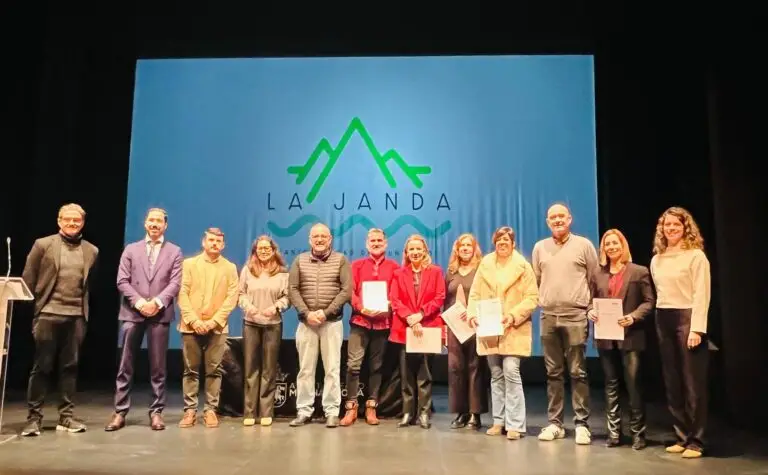 Conil recibe el Certificado de Turismo Sostenible y Accesible