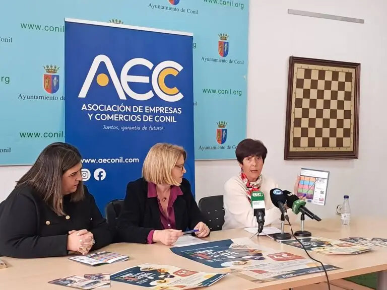 Conil calienta motores con su Ruta de la Tapa: 30 bares y un viaje a Canarias en juego