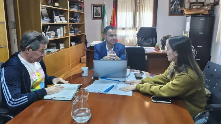 Barbate avanza en la organización del XVII Torneo Recortes de Mojama de balonmano playa