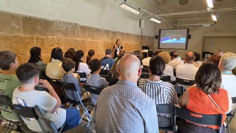 Conil supera todas las expectativas en sus primeras jornadas de divulgación científica