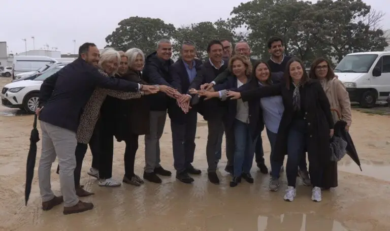 La Junta Electoral reprende al consejero de Salud por anunciar un centro de salud en plena campaña
